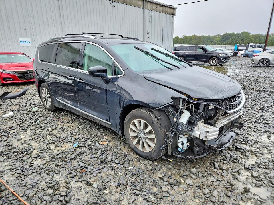 Фото 4 с аукциона – 2020 CHRYSLER PACIFICA с VIN 2C4RC1EG2LR158554