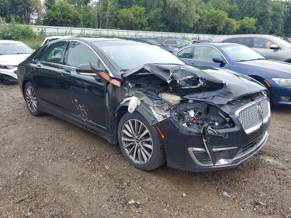 Photo 4 from auction – 2017 LINCOLN MKZ with VIN 3LN6L5KU4HR644445