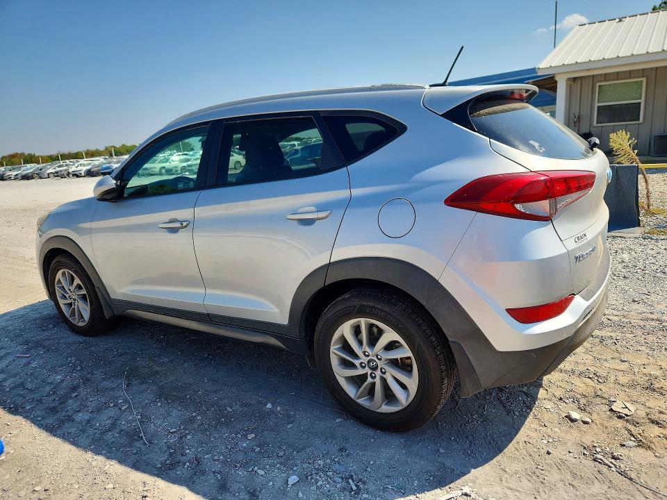 Photo 2 from auction – 2016 HYUNDAI TUCSON with VIN KM8J33A46GU110967