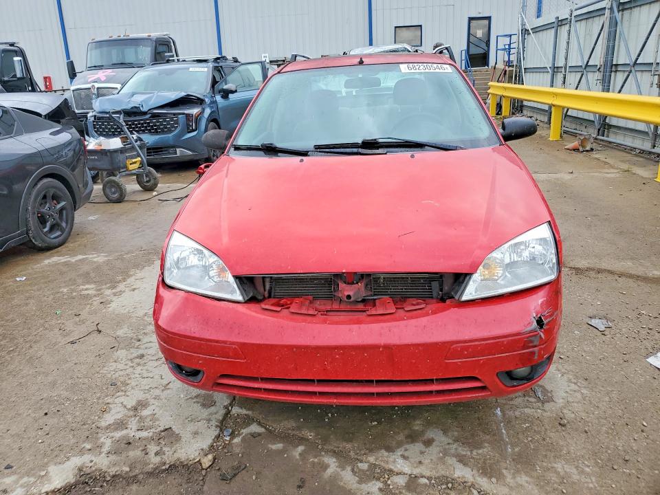 Photo 5 from auction – 2006 FORD FOCUS with VIN 1FAFP34N86W217885