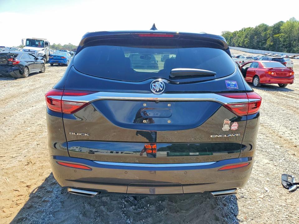 Снимка 6 от търг – 2018 BUICK ENCLAVE с VIN 5GAERBKW5JJ189072
