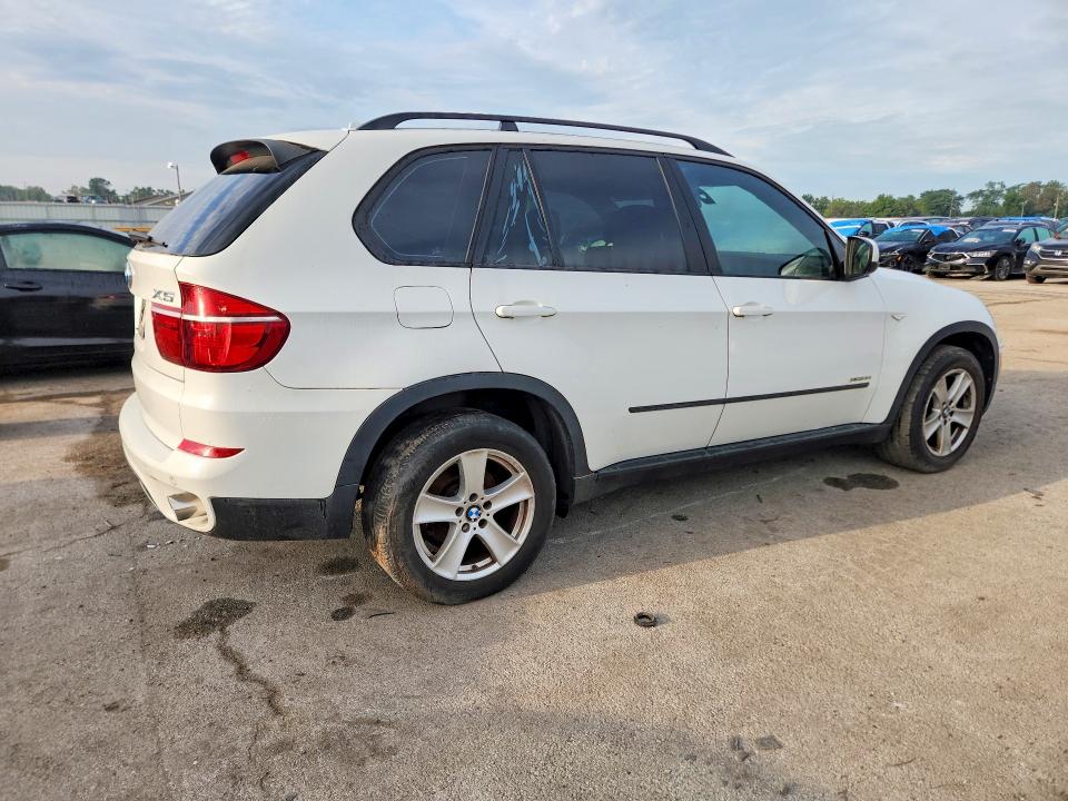 Photo 3 from auction – 2012 BMW X5 with VIN 5UXZV4C55CL745402
