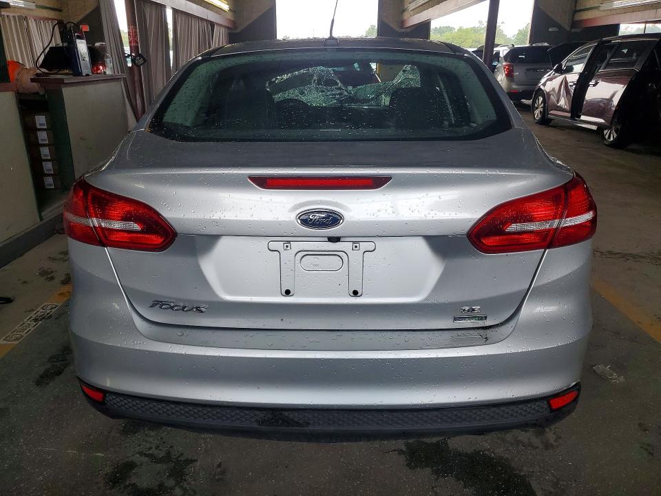 Photo 6 from auction – 2018 FORD FOCUS with VIN 1FADP3FE9JL283778