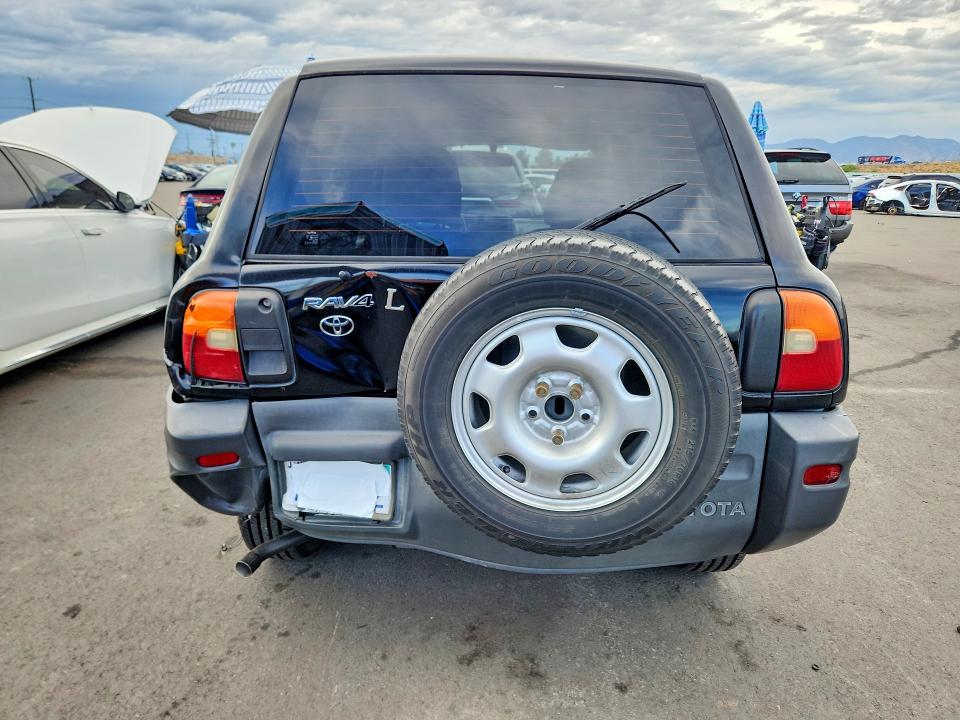 Photo 6 from auction – 1997 TOYOTA RAV4 with VIN JT3GP10V1V7012415