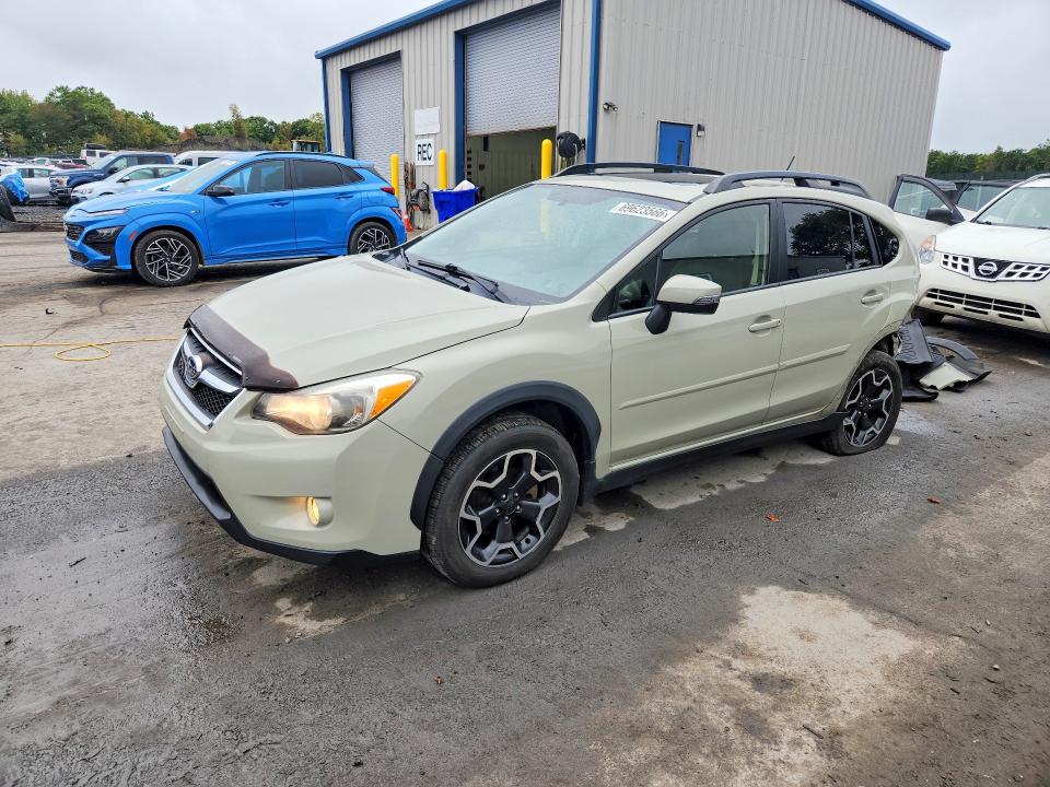 SUBARU XV CROSSTREK 2015 مع رقم تعريف المركبة JF2GPAPC9F8300390 - صورة من المزاد