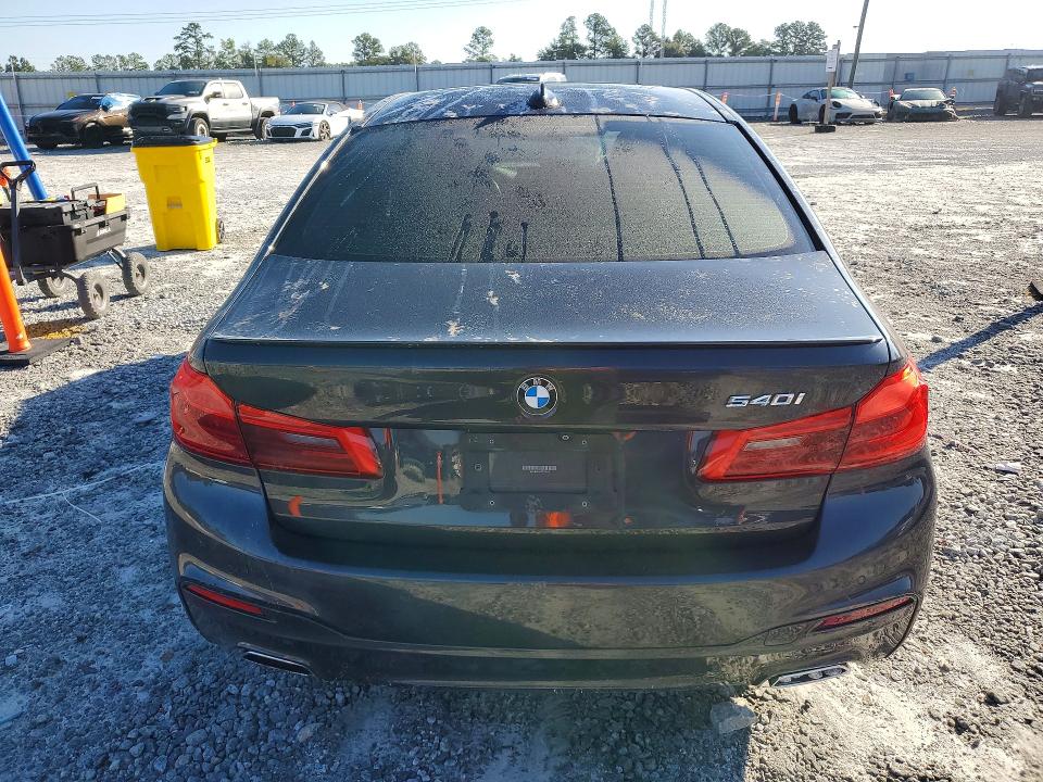 Foto 6 de la subasta – 2018 BMW 540 con VIN WBAJE5C50JG917813