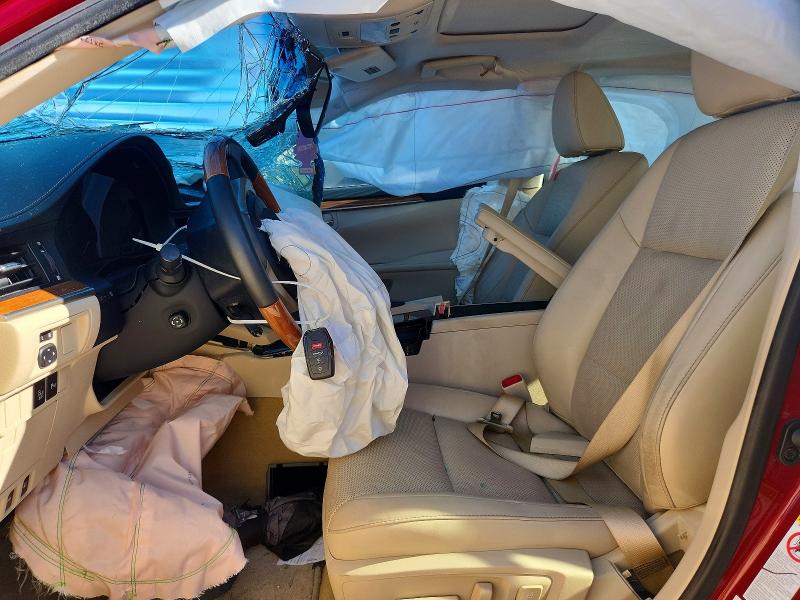Photo 7 from auction – 2014 LEXUS ES with VIN JTHBW1GG4E2053620