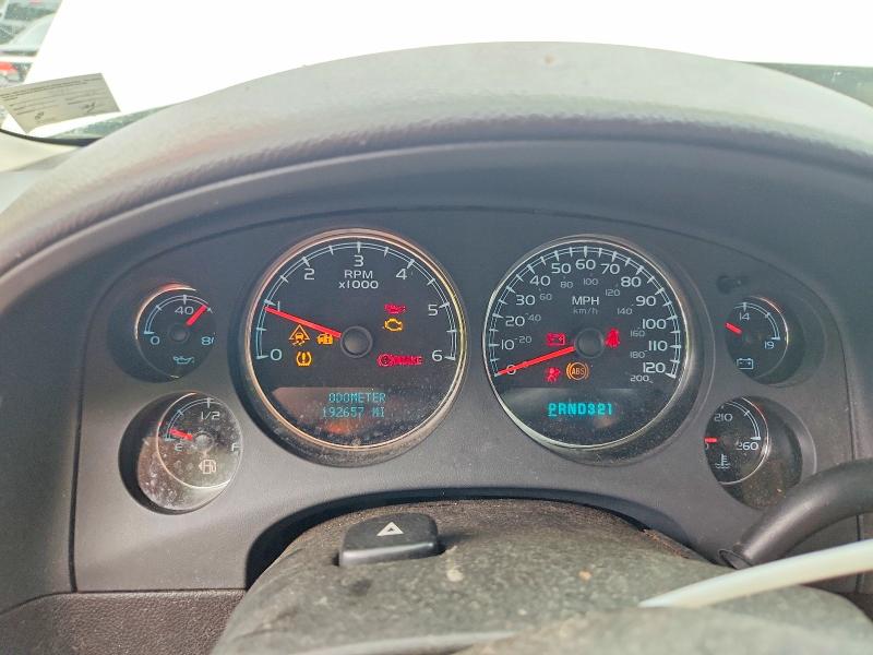 Photo 9 from auction – 2008 CHEVROLET SUBURBAN with VIN 1GNFK16378R249681