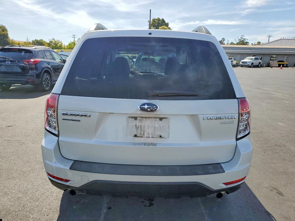 Photo 6 from auction – 2013 SUBARU FORESTER with VIN JF2SHADC4DG433458