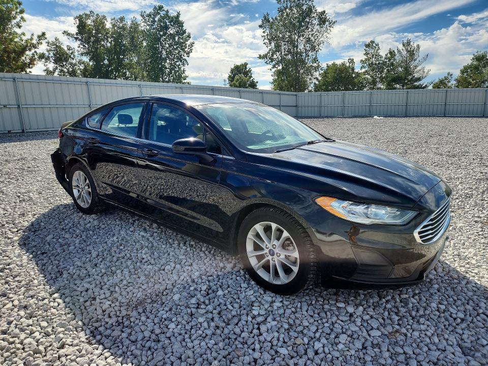 Photo 4 from auction – 2020 FORD FUSION with VIN 3FA6P0HDXLR147224