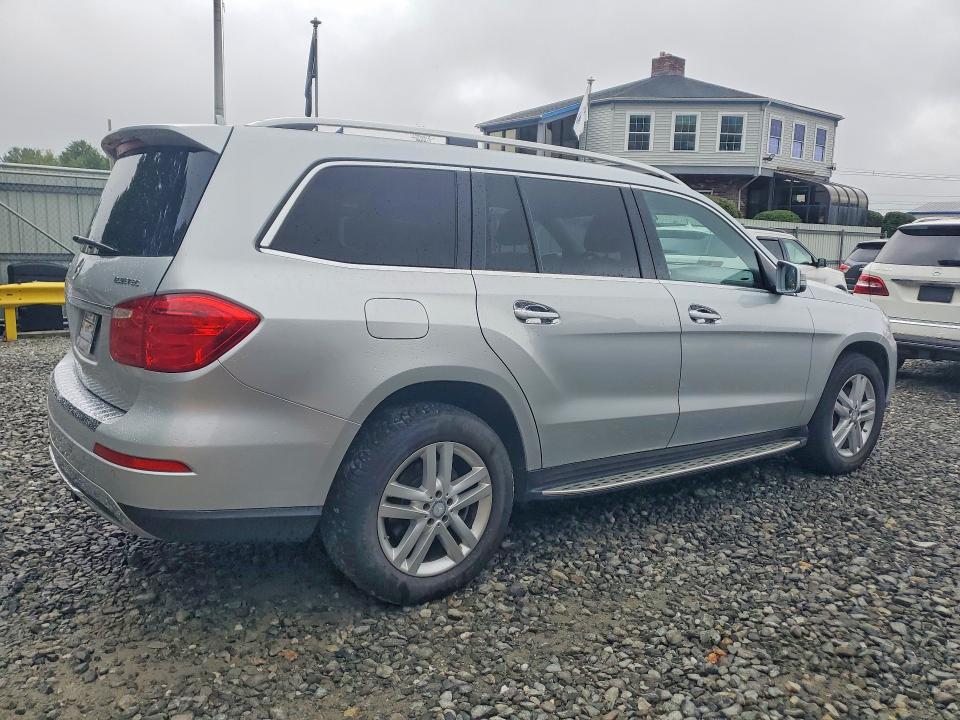Photo 3 from auction – 2014 MERCEDES-BENZ GL with VIN 4JGDF2EE0EA352668