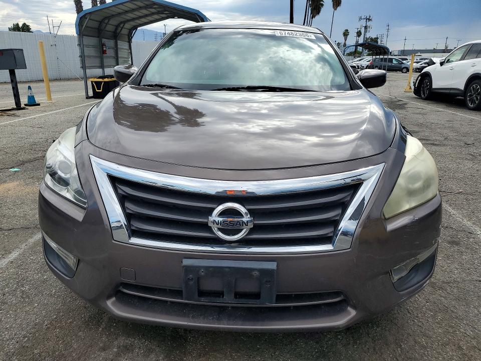 Photo 5 from auction – 2015 NISSAN ALTIMA with VIN 1N4AL3AP4FN891775