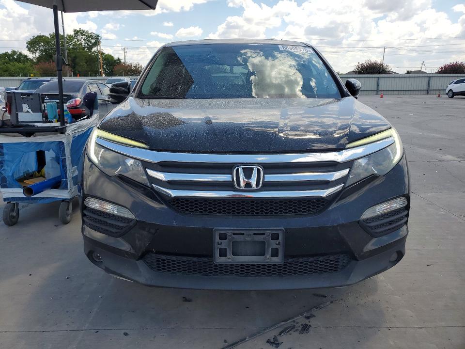 Photo 5 from auction – 2017 HONDA PILOT with VIN 5FNYF5H5XHB040825