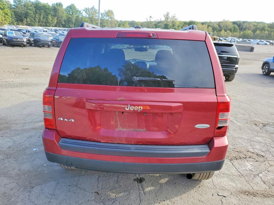 Photo 6 from auction – 2014 JEEP PATRIOT with VIN 1C4NJRFB8ED716922