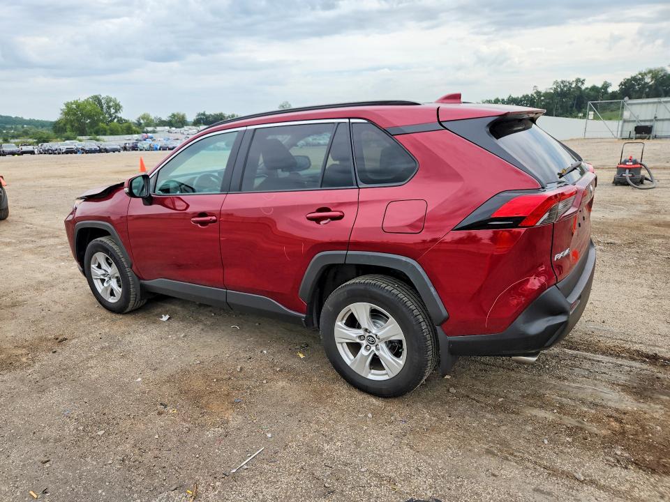 Photo 2 from auction – 2020 TOYOTA RAV4 with VIN 2T3P1RFV5LW108830