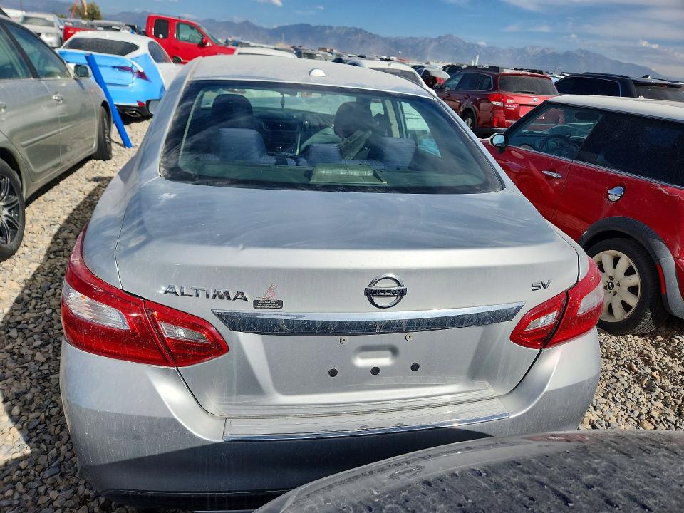 Photo 6 from auction – 2017 NISSAN ALTIMA with VIN 1N4AL3AP8HC236095