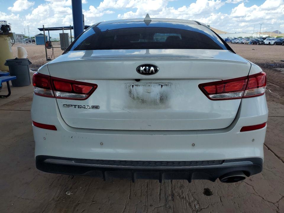 Photo 6 from auction – 2019 KIA OPTIMA with VIN 5XXGT4L36KG363617