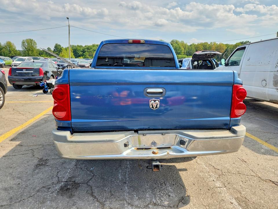 Photo 6 from auction – 2005 DODGE DAKOTA with VIN 1D7HE58N55S223072