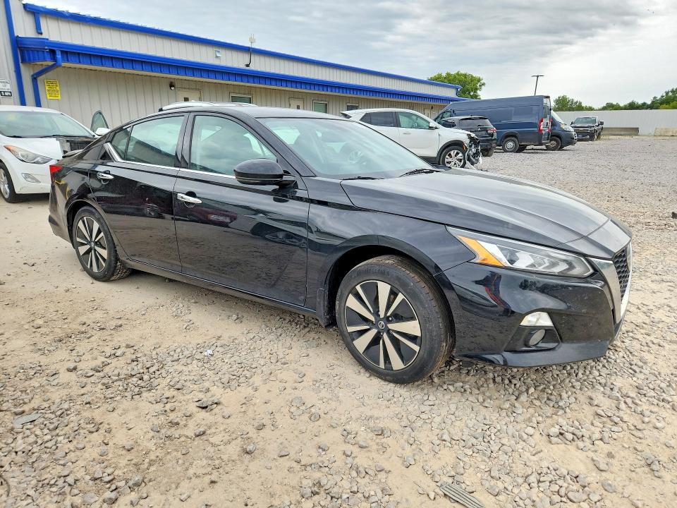 Photo 4 from auction – 2020 NISSAN ALTIMA with VIN 1N4BL4DWXLN312698