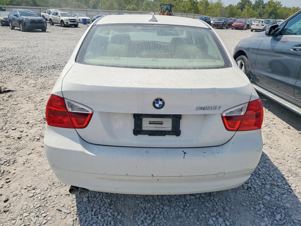 Photo 6 from auction – 2007 BMW 328 with VIN WBAVC53537FZ80989