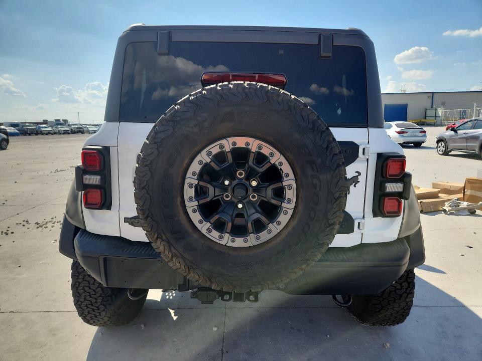 Фото 6 с аукциона – 2025 FORD BRONCO с VIN 1FMEE0RR4SLA65830