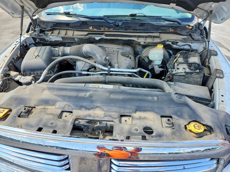 Снимка 11 от търг – 2016 RAM 1500 с VIN 3C6RR7LTXGG352723
