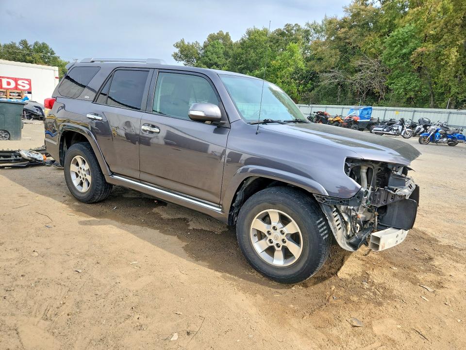 Photo 4 from auction – 2011 TOYOTA 4RUNNER with VIN JTEZU5JR6B5025136