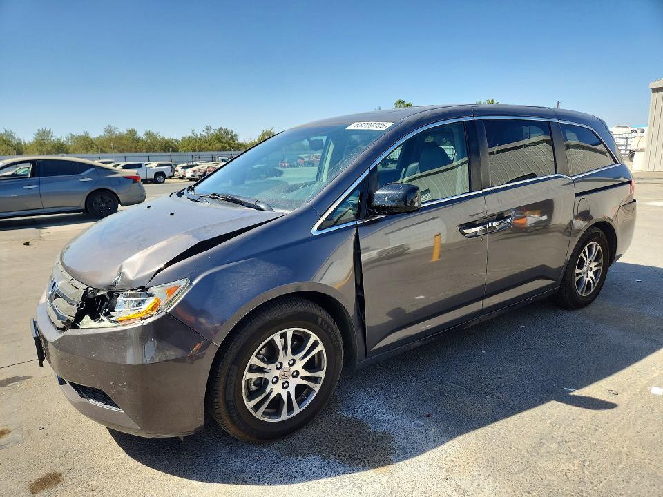 Photo 1 from auction – 2013 HONDA ODYSSEY with VIN 5FNRL5H64DB028041