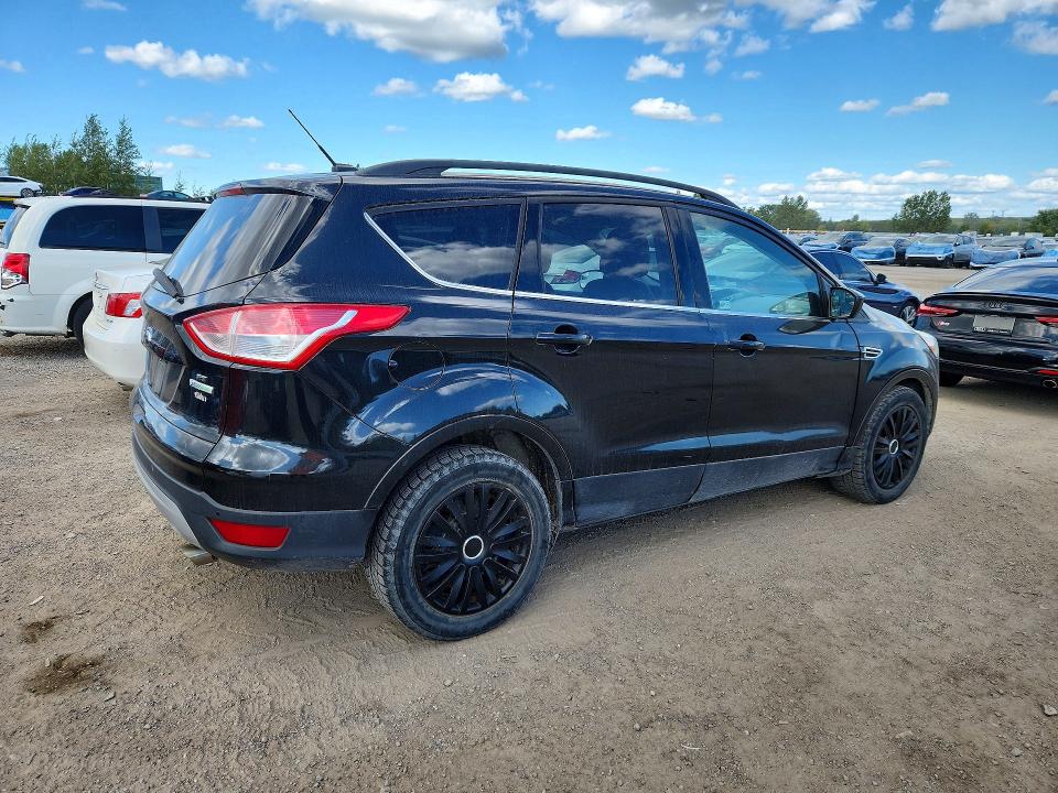 Photo 3 from auction – 2015 FORD ESCAPE with VIN 1FMCU0GXXFUB85854