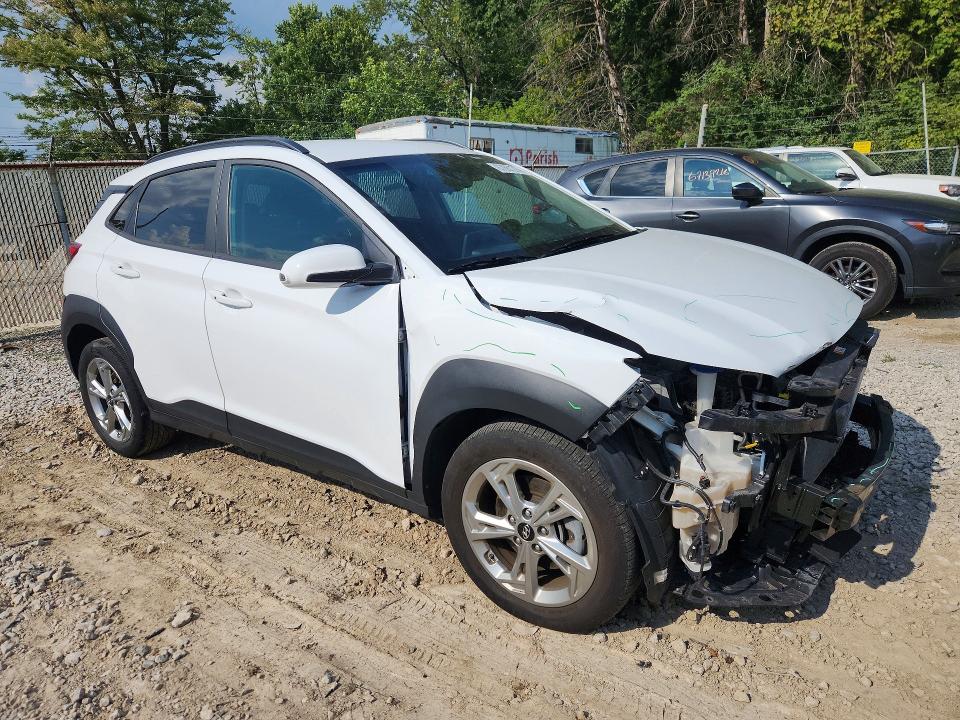 Photo 4 from auction – 2022 HYUNDAI KONA with VIN KM8K6CAB5NU761790