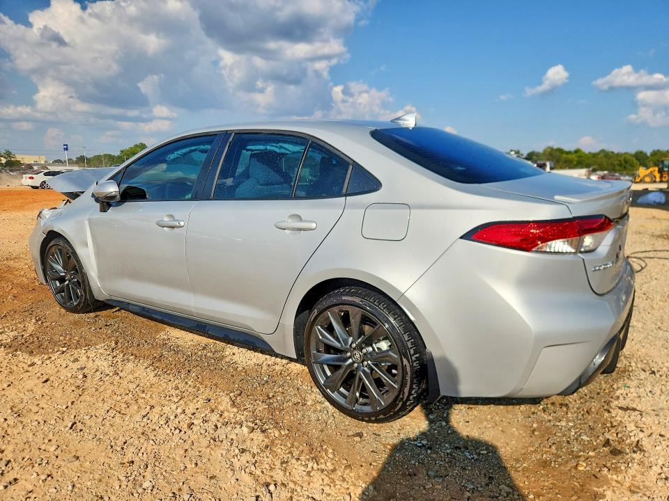 Снимка 2 от търг – 2026 TOYOTA COROLLA с VIN 5YFS4MCE8TP270597
