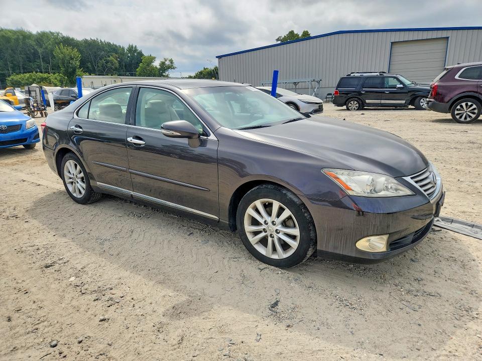 Photo 4 from auction – 2011 LEXUS ES with VIN JTHBK1EG2B2426759