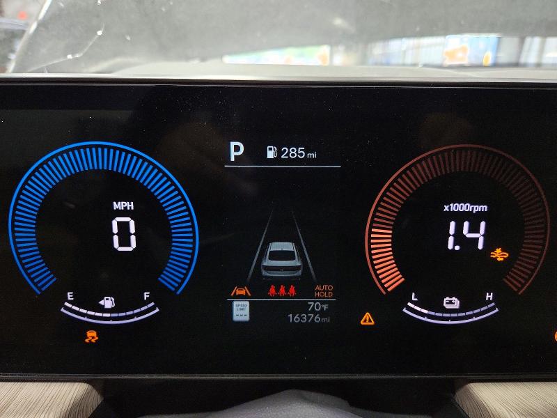Снимка 9 от търг – 2025 HYUNDAI SONATA HYBRID с VIN KMHL34JJ6SA130196