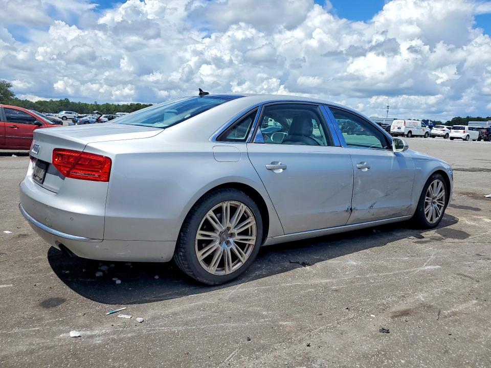 Photo 3 from auction – 2013 AUDI A8 with VIN WAURGAFD4DN026383