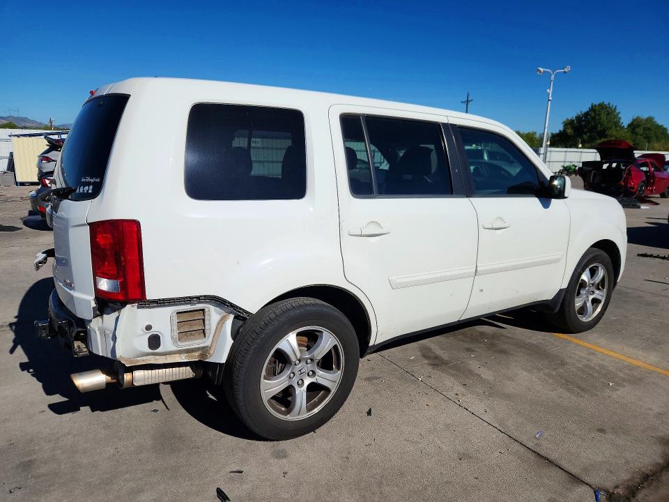 Photo 3 from auction – 2013 HONDA PILOT with VIN 5FNYF4H55DB047329