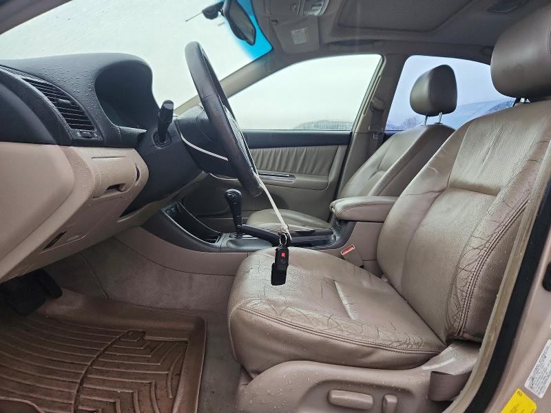 Photo 7 from auction – 2002 TOYOTA CAMRY with VIN 4T1BF30K92U002914