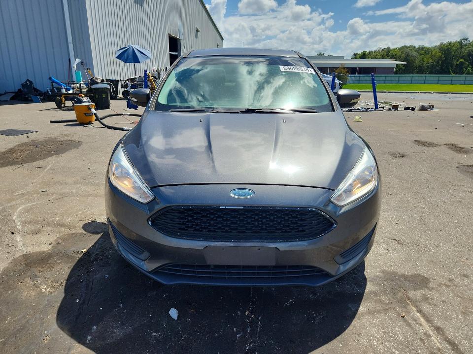 Photo 5 from auction – 2017 FORD FOCUS with VIN 1FADP3F22HL236656