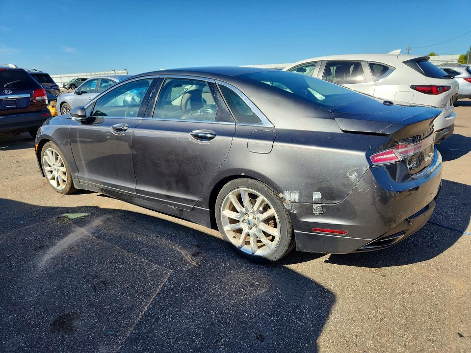 Photo 2 from auction – 2015 LINCOLN MKZ with VIN 3LN6L2LU1FR606150