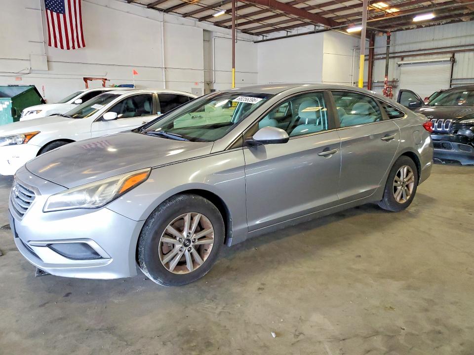 HYUNDAI SONATA 2016 with VIN 5NPE24AF0GH338828 - Photo from auction