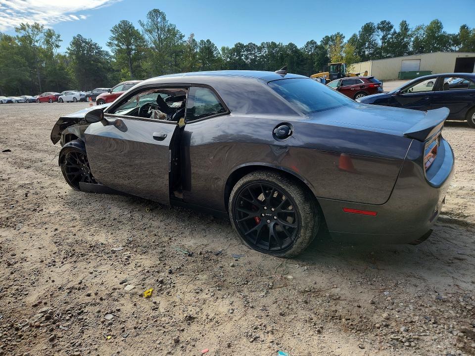 Снимка 2 от търг – 2015 DODGE CHALLENGER с VIN 2C3CDZC97FH818639