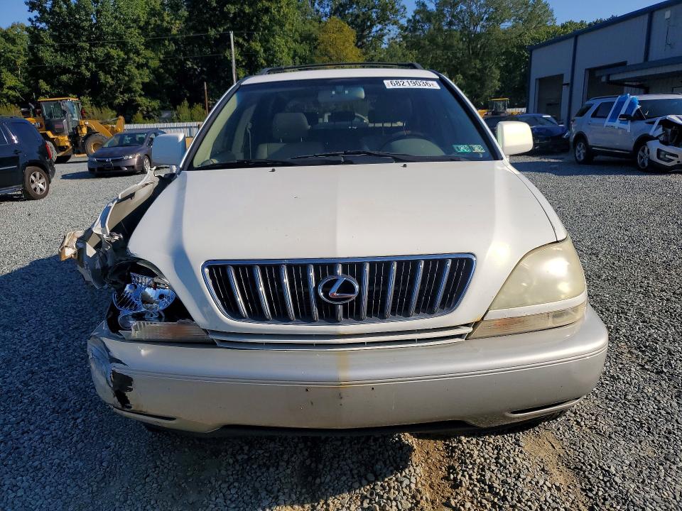 Photo 5 from auction – 2002 LEXUS RX with VIN JTJHF10U020284630