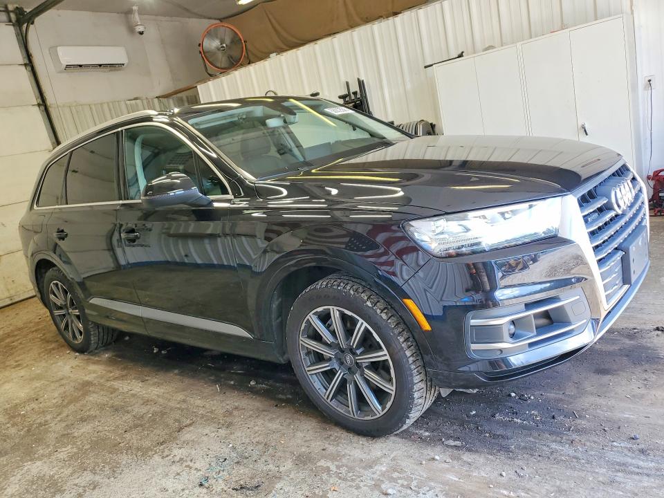 Снимка 4 от търг – 2017 AUDI Q7 с VIN WA1VAAF74HD003656