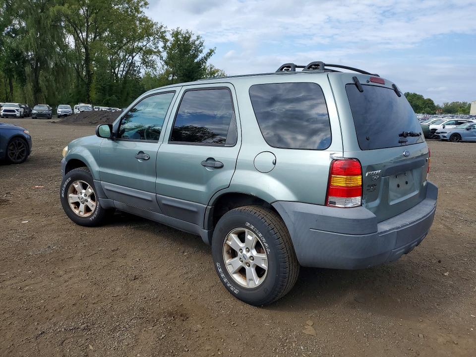 Photo 2 from auction – 2007 FORD ESCAPE with VIN 1FMYU93127KA30174