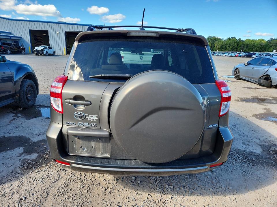 Photo 6 from auction – 2009 TOYOTA RAV4 with VIN JTMBF33V79D015682