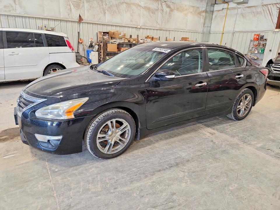 NISSAN ALTIMA 2015 with VIN 1N4AL3APXFC156942 - Photo from auction