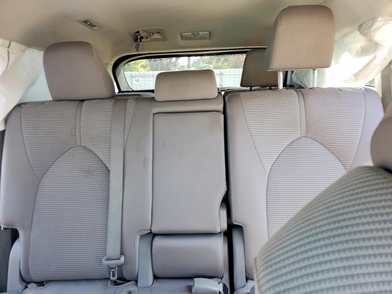 Photo 10 from auction – 2022 TOYOTA HIGHLANDER with VIN 5TDBZRBH5NS180215