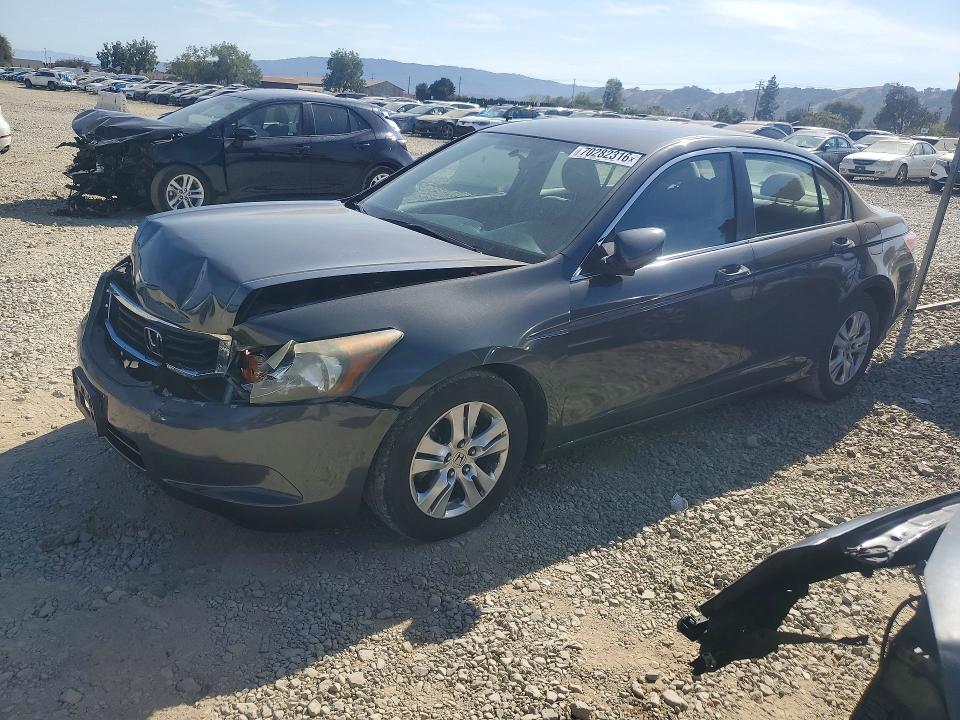 HONDA ACCORD 2010 with VIN 1HGCP2F46AA067570 - Photo from auction