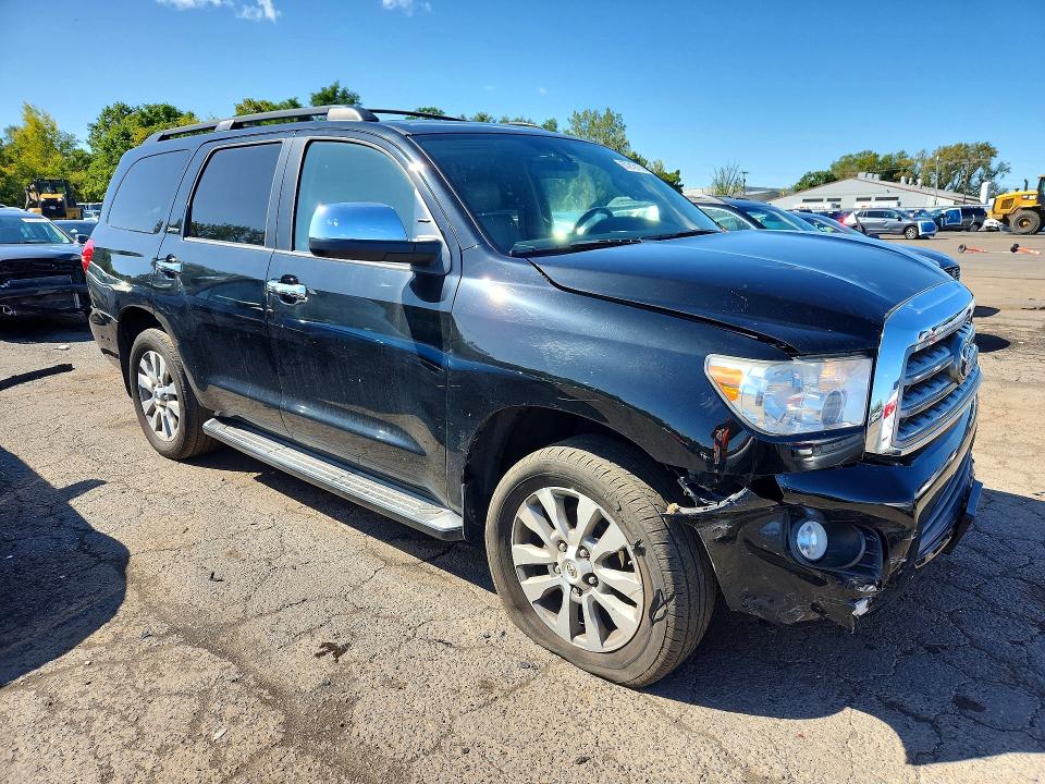 Photo 4 from auction – 2015 TOYOTA SEQUOIA with VIN 5TDJY5G1XFS120709