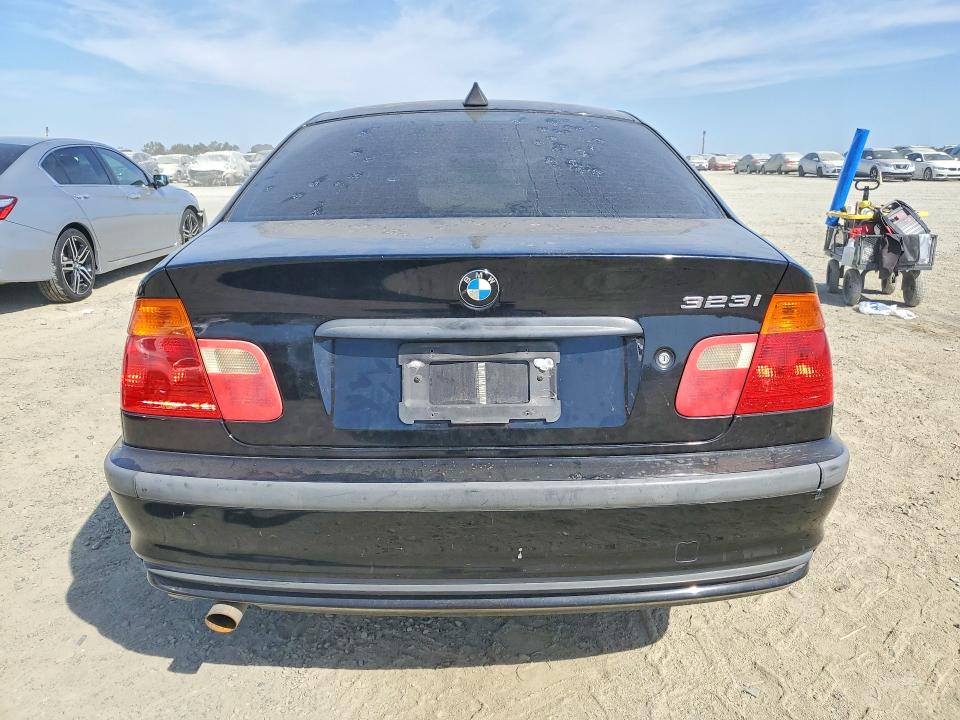 Zdjęcie 6 z aukcji – 2000 BMW 323 z VIN WBAAM3330YFP69281
