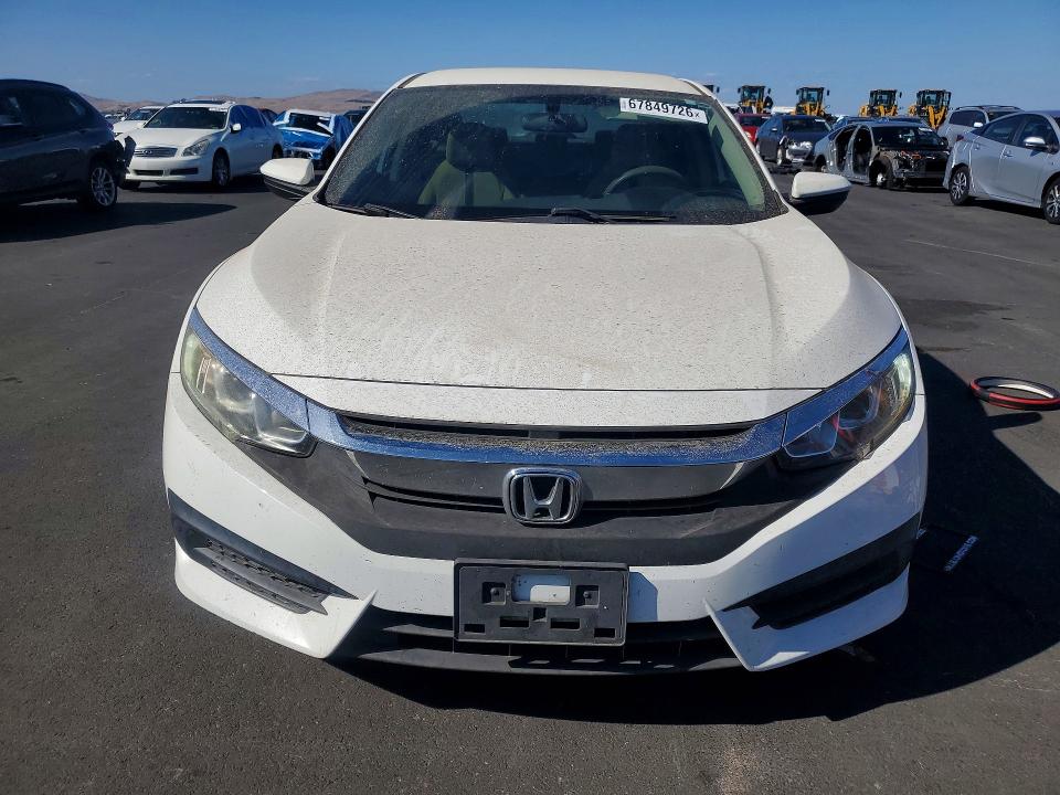 Photo 5 from auction – 2016 HONDA CIVIC with VIN 19XFC2F50GE092776
